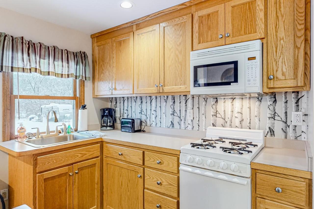 Morrisville Northwoods Lodge Cabin 1 מראה חיצוני תמונה